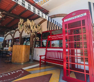 image of london bistro at plaza pioneros